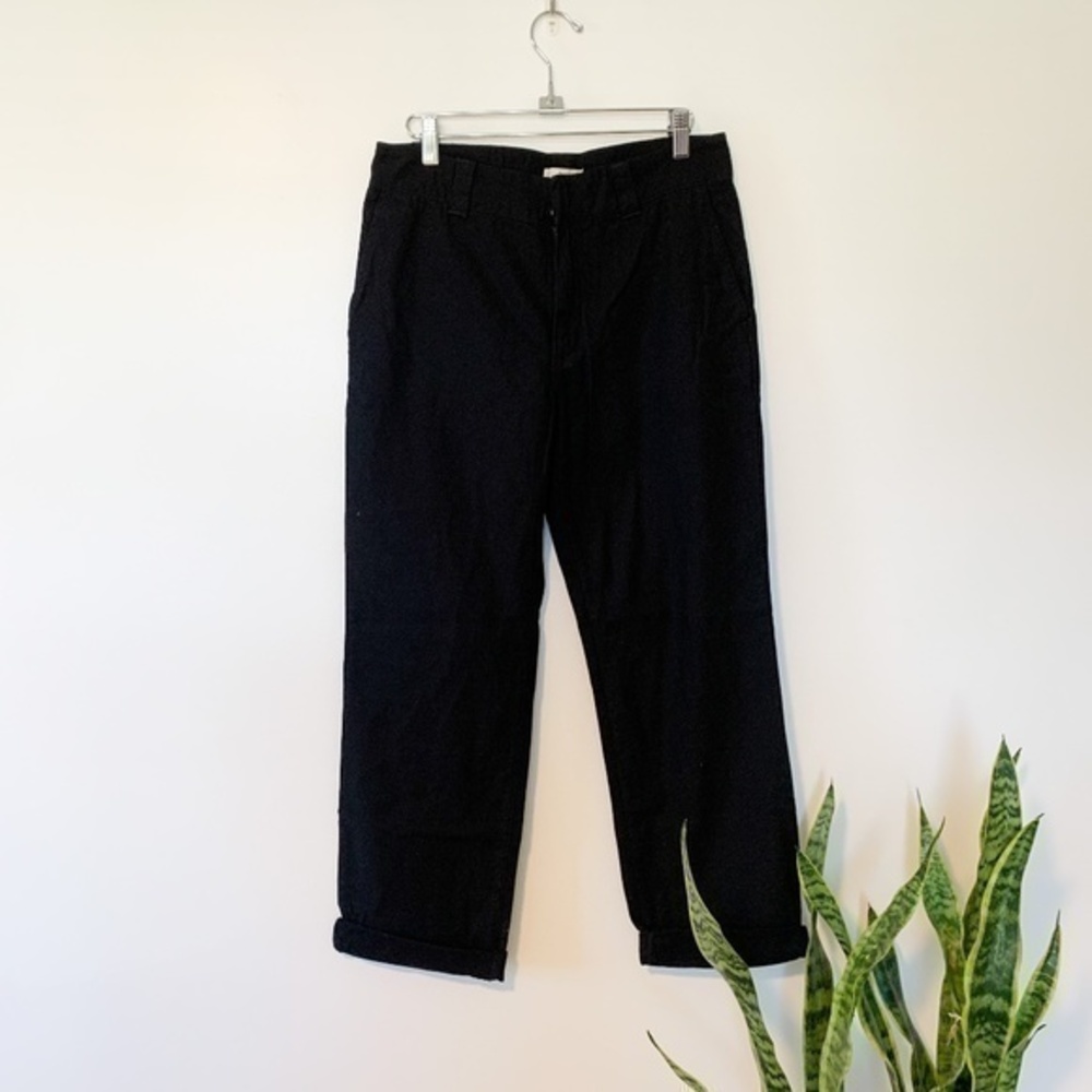 Aritzia TNA Black Cuffed Black Pants sz 4